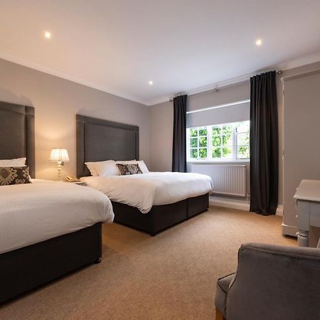 Statham Lodge Hotel Уорингтън Екстериор снимка