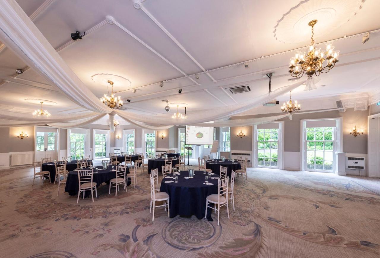Statham Lodge Hotel Уорингтън Екстериор снимка