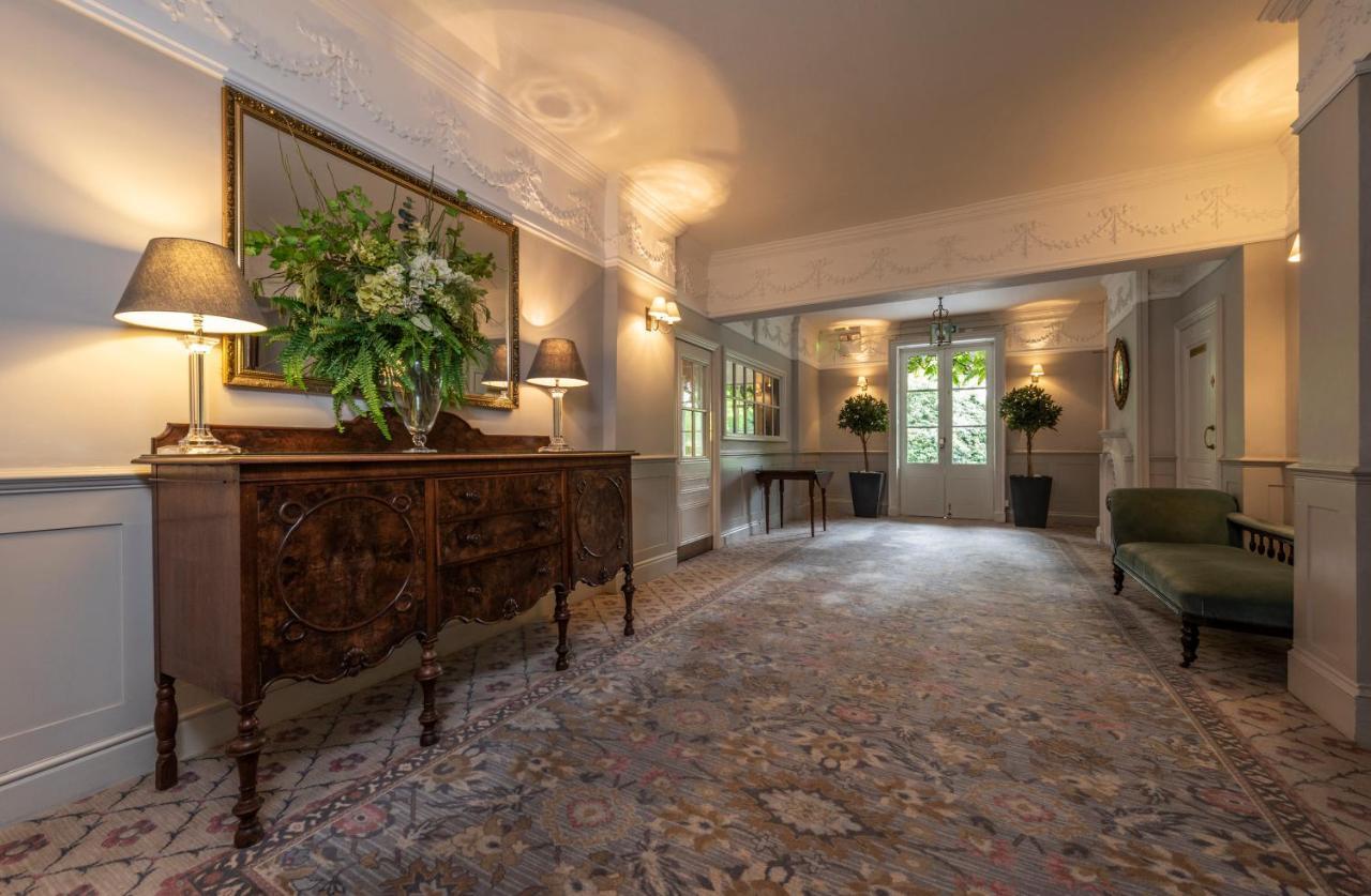 Statham Lodge Hotel Уорингтън Екстериор снимка