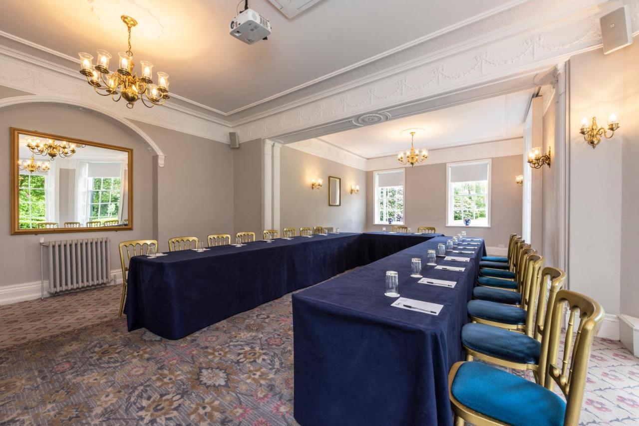 Statham Lodge Hotel Уорингтън Екстериор снимка