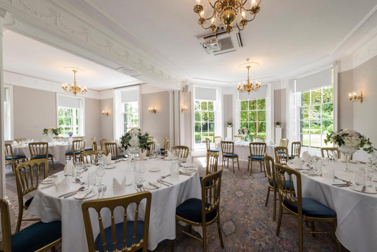 Statham Lodge Hotel Уорингтън Екстериор снимка